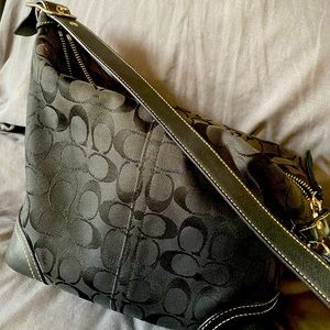 Coach bag Gorgeous black with white stitching!